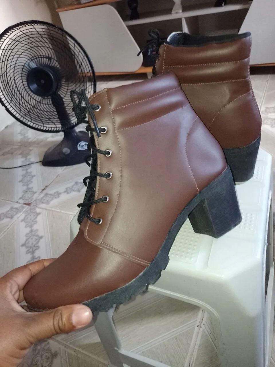 Bota - Foto 3