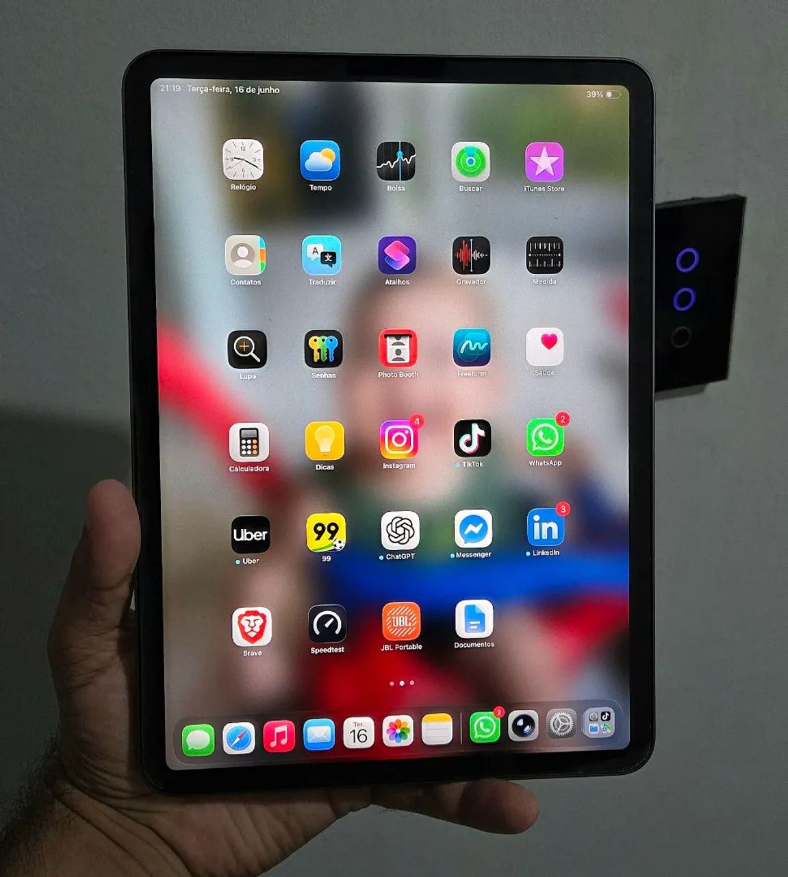iPad Pro (11 Pol) 3a Geração (512GB) - LEIA A DESCRIÇÃO - Foto 2