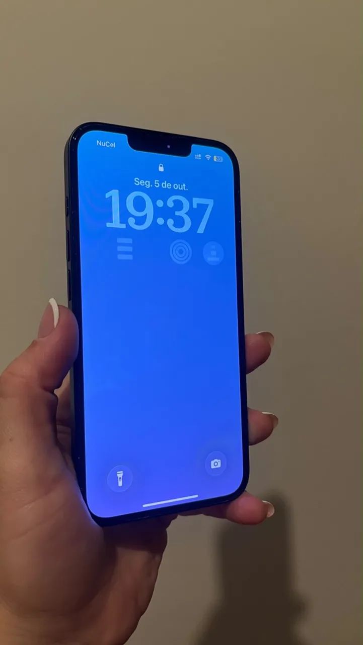 Vendo iPhone 16e 128gb