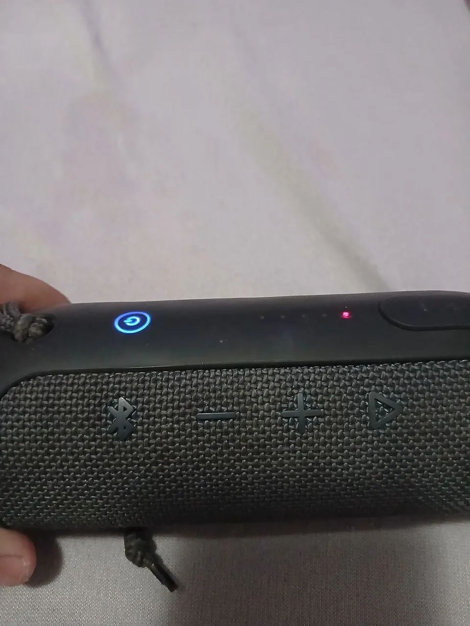 JBL ESSENTIAL  - Foto 3