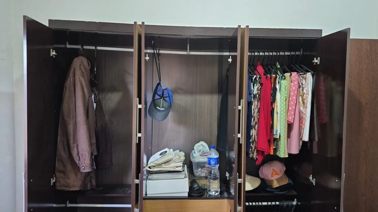 Guarda roupa semi novo  - Foto 2