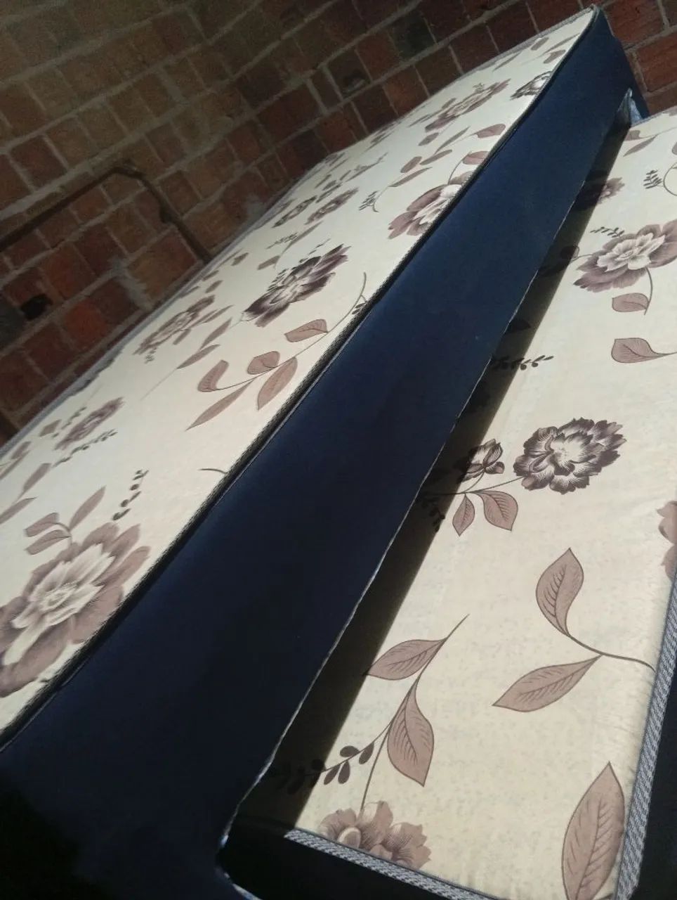 Cama box com oxilia telefone *23