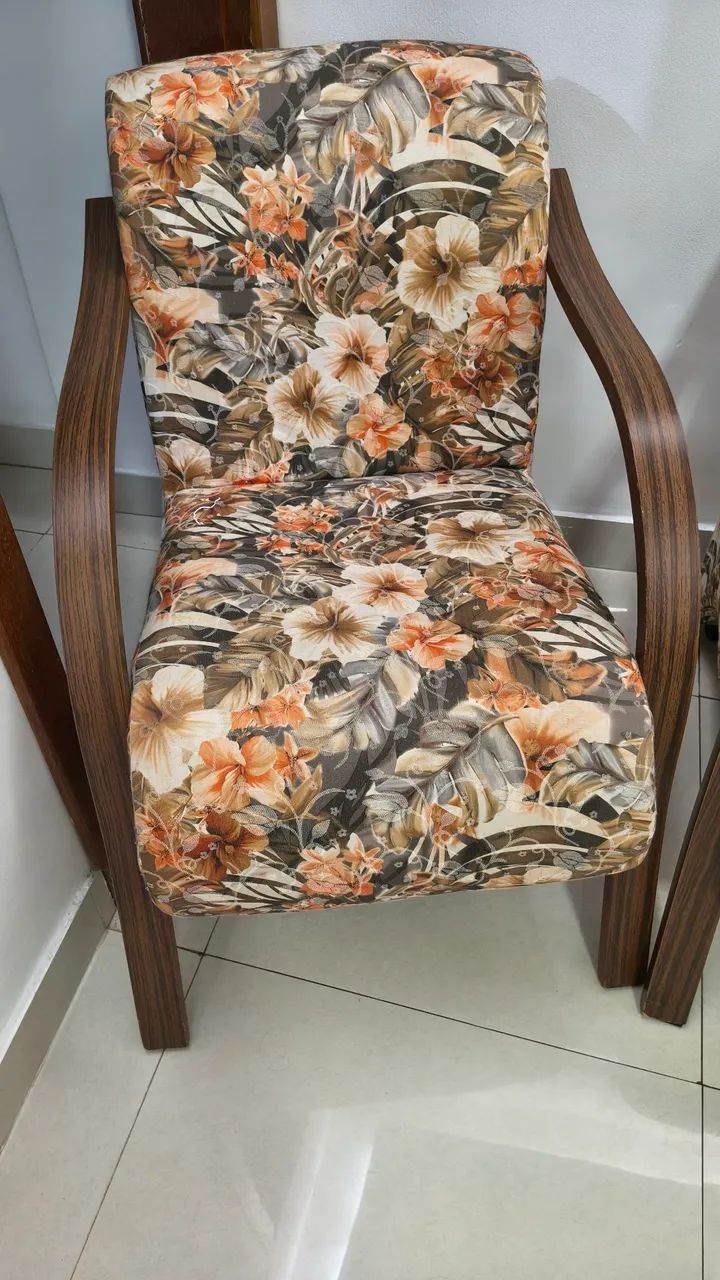 Conjunto de poltrona braço de madeira floral mexico  - Foto 4