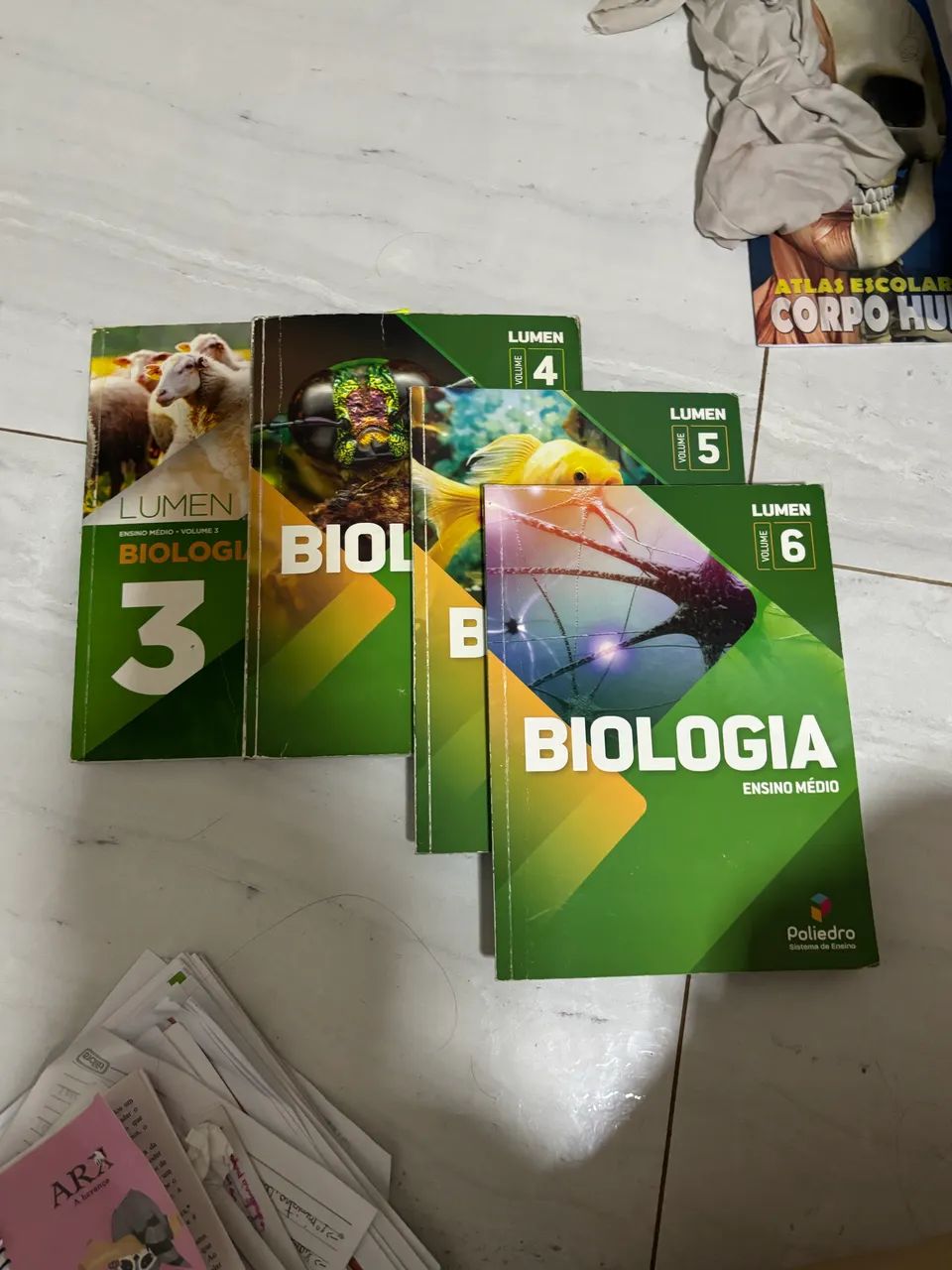 doa-se material didático/apostilas Poliedro 1º e 2º ano EM - Foto 2
