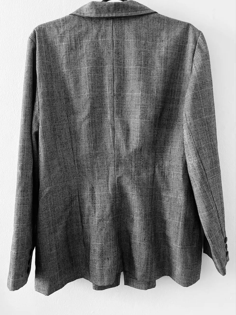 Blazer de alfaiataria em tecido Dormeuil (Made in England). - Foto 2