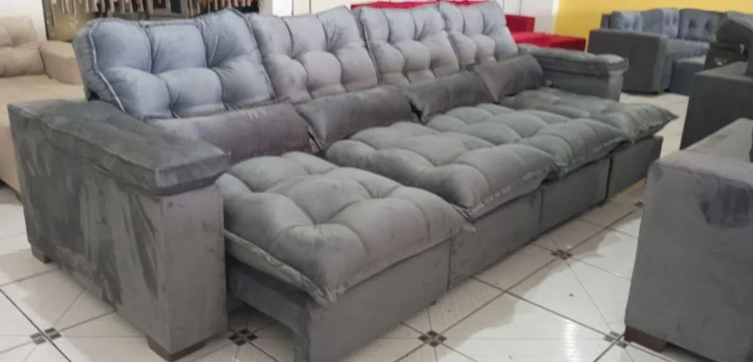 Sofá Retrátil e reclinável 4 lugares com espuma no assento,fibra e mola 