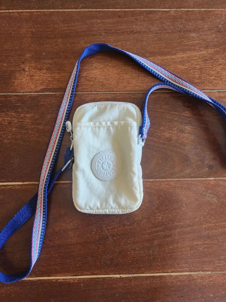 Bolsa porta celular kiplling original usada