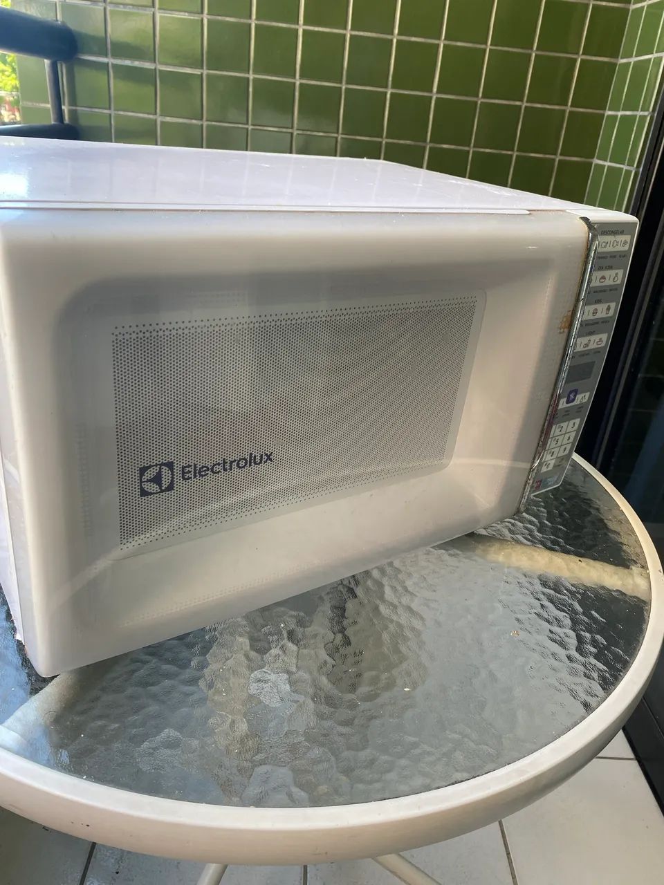 MICRO-ONDAS ELECTROLUX MTO30 20L - BRANCO  - Foto 2