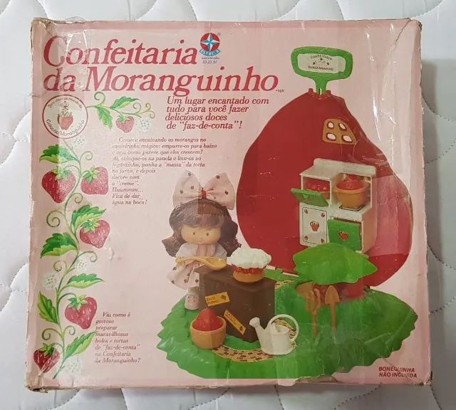 Confeitaria Da Moranguinho Com Boneca Moranguinho
