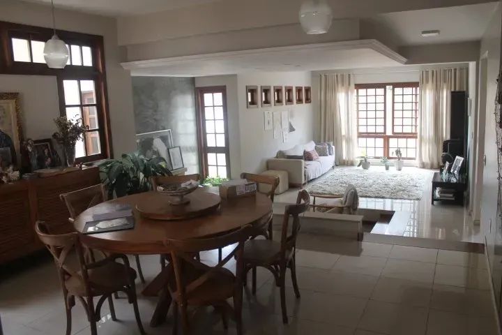 Casa para venda com 542 metros quadrados com 4 quartos - Foto 5