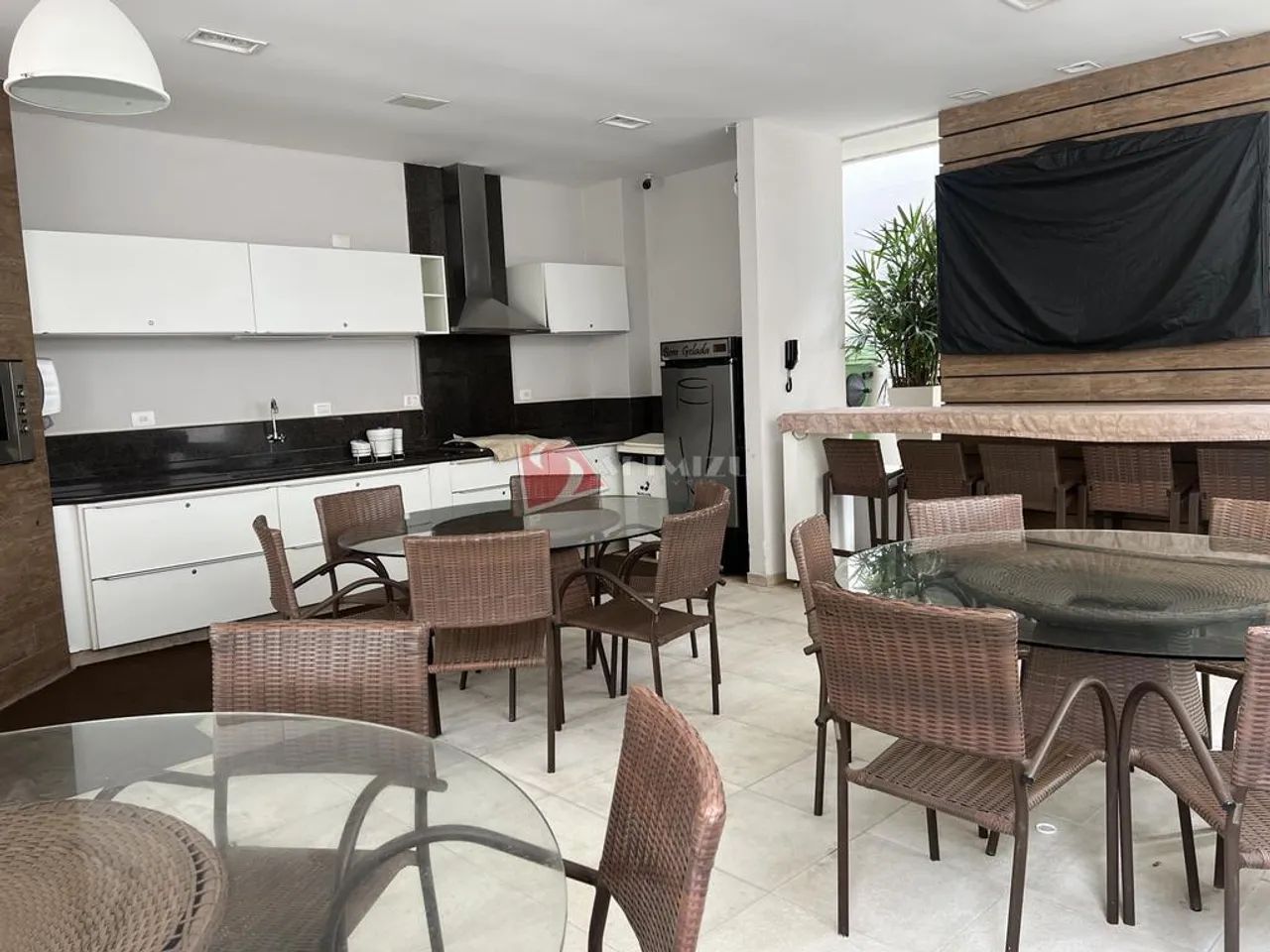 Lindo Ap Zn 01, com 4 qtos sendo 2 suites, 02 vg, com 243.4 m² - Foto 5