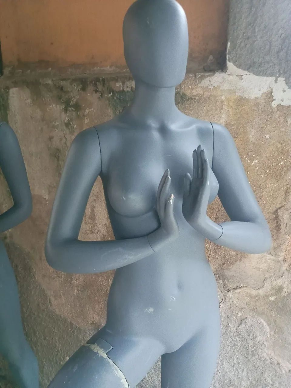 manequin feminino 