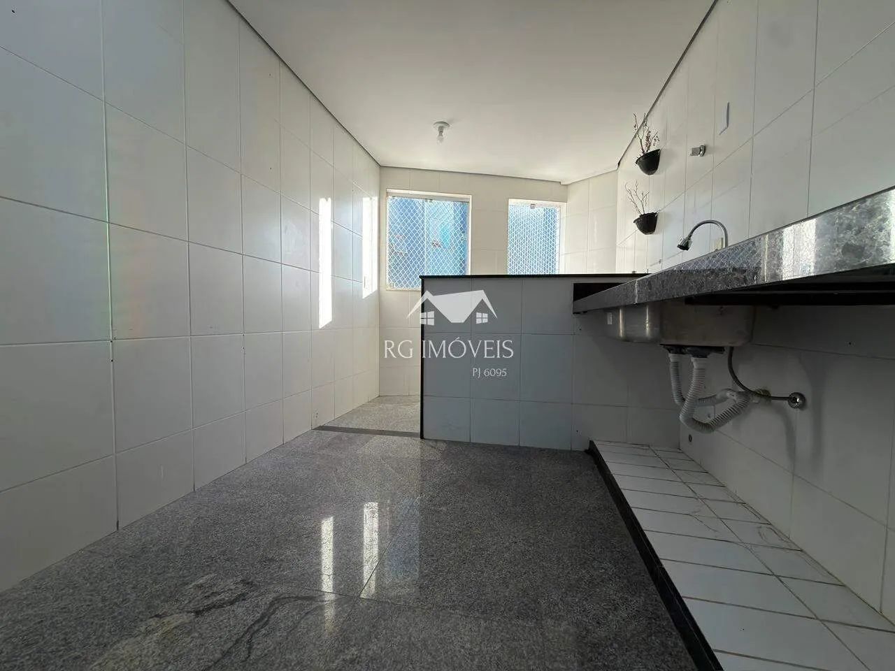 Excelente Apartamento no Centro do Barreiro - Foto 5