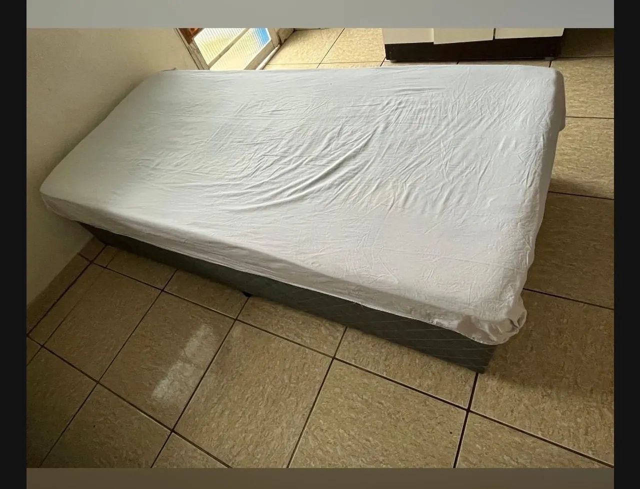 Cama de solteiro 