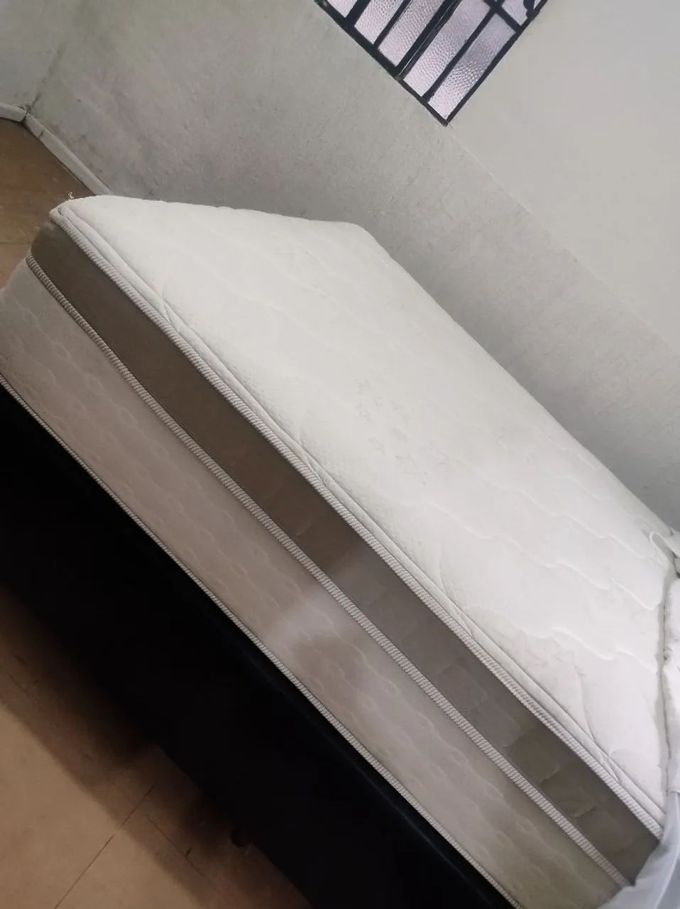 Cama box king ótima  - Foto 4