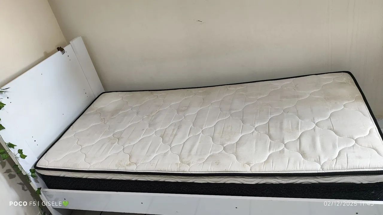 Vendo cama+colchão de solteiro  - Foto 2