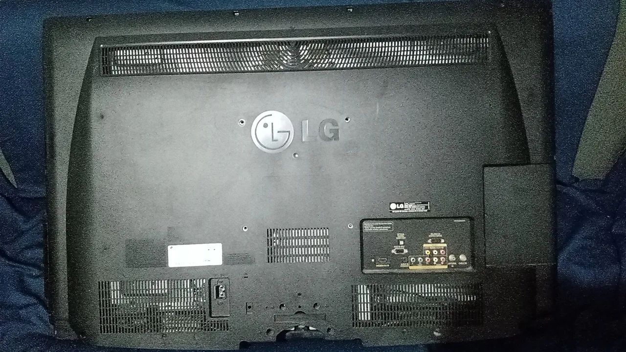 Tv LG 42 polegadas LED. Não sei se funciona, perdi o cabo  - Foto 2
