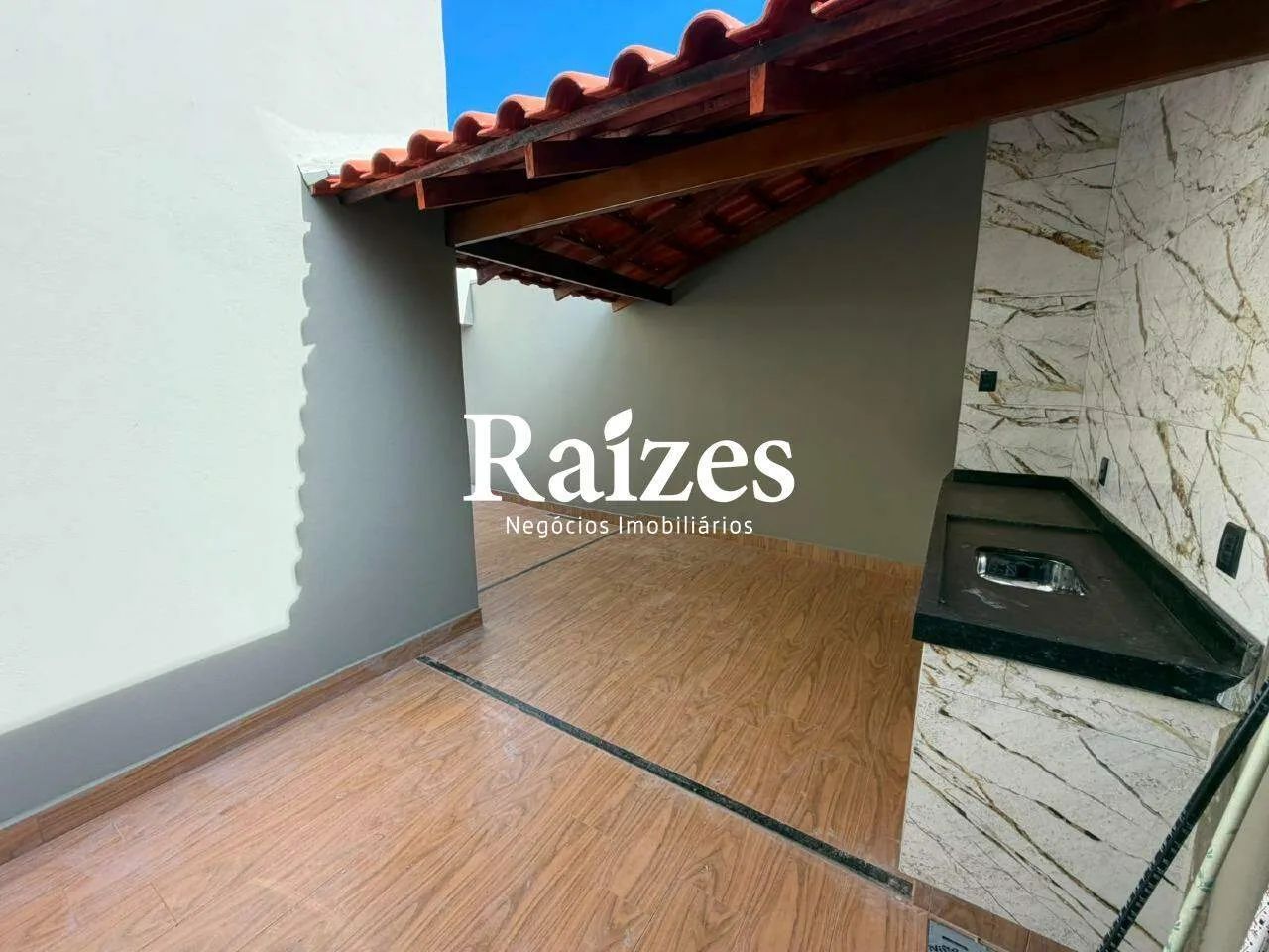 Casa nova com 3 quartos sendo 1 suíte no Pacaembu em Uberlândia - Foto 3