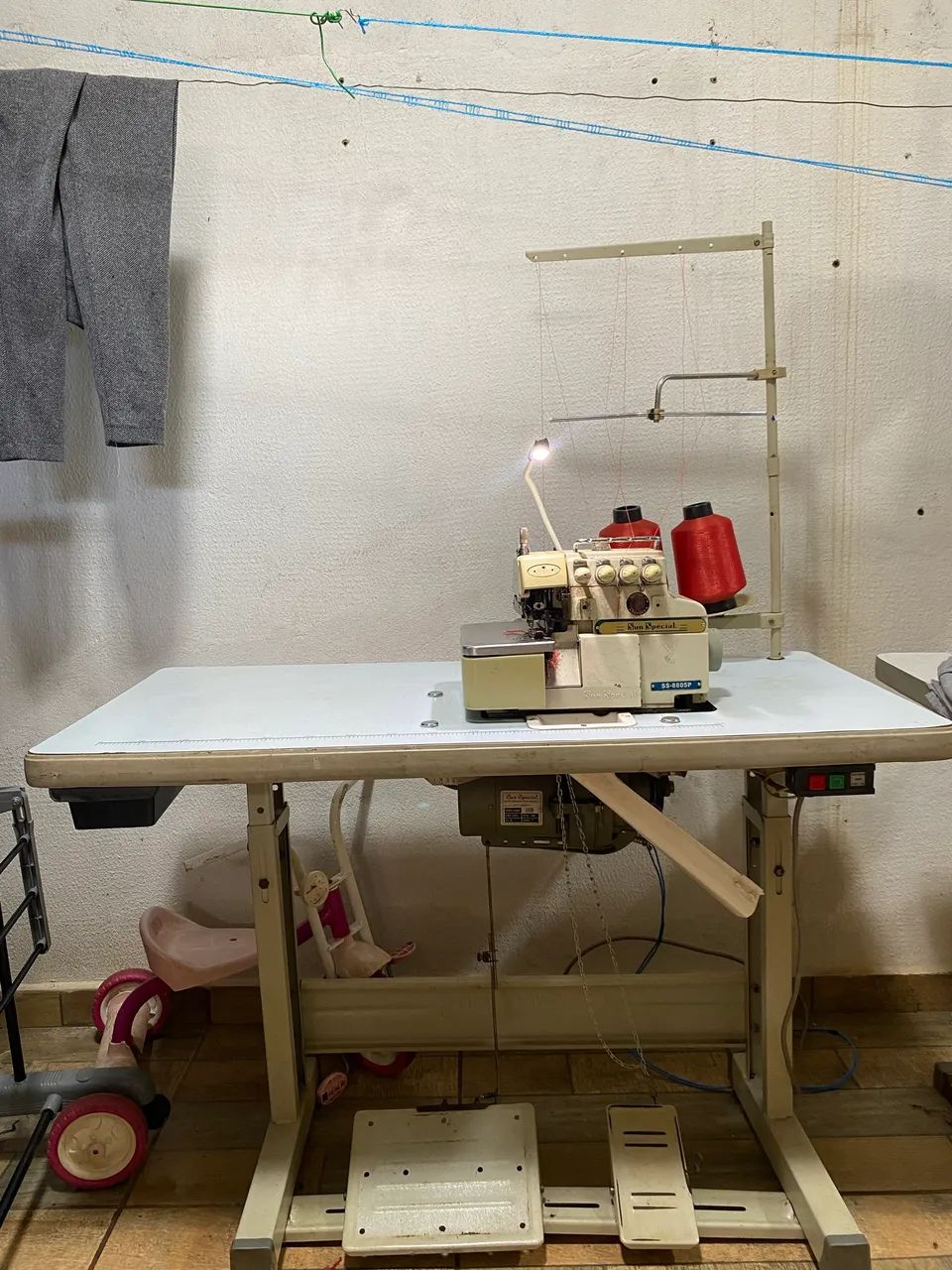 Maquina de costura overlock - Foto 4