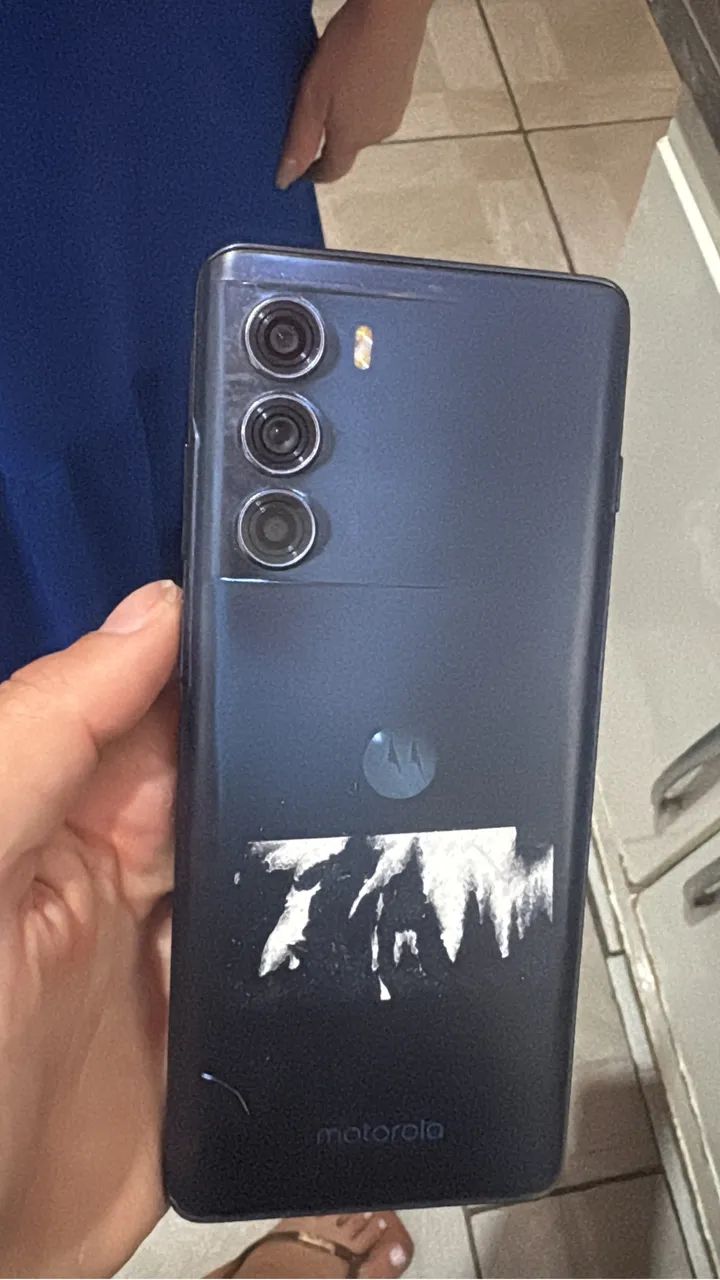 Moto g200