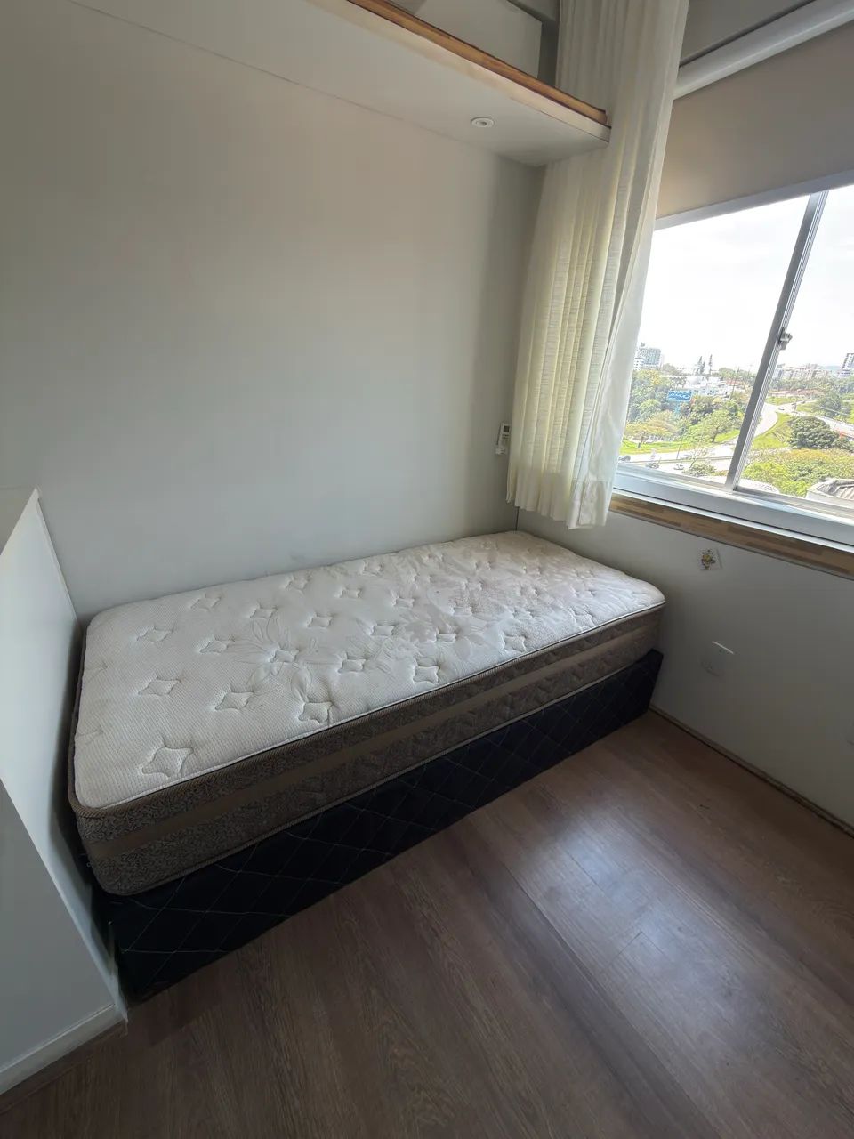 Cama de solteiro com colchão  - Foto 2