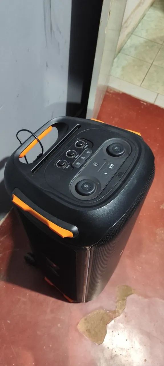 JBL partybox 710 usada  - Foto 4