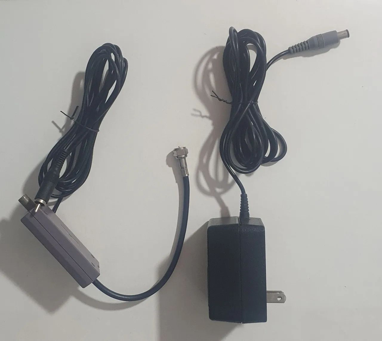 Fonte e cabo RF originais  Super Nintendo  - Foto 2