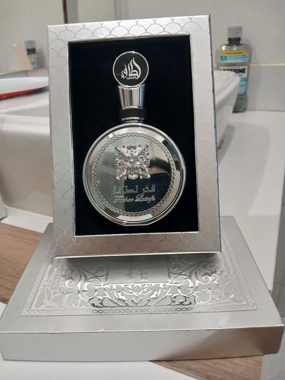 Perfume arabe lattafa fakhar