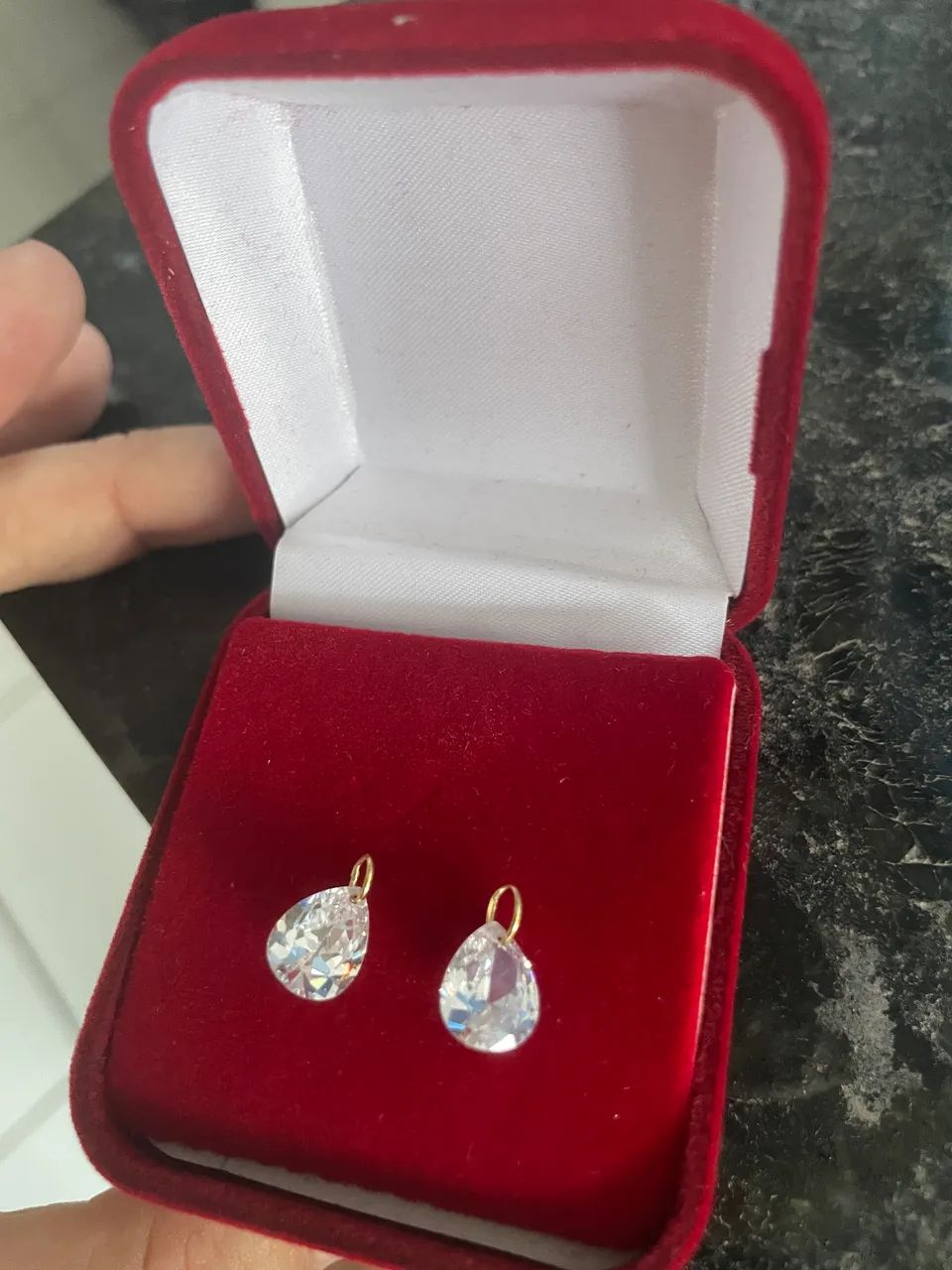 Vendo 2 pingentes ouro 18 k