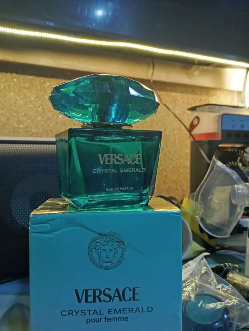 Perfume versace crystal emerald 90ml original  - Foto 4