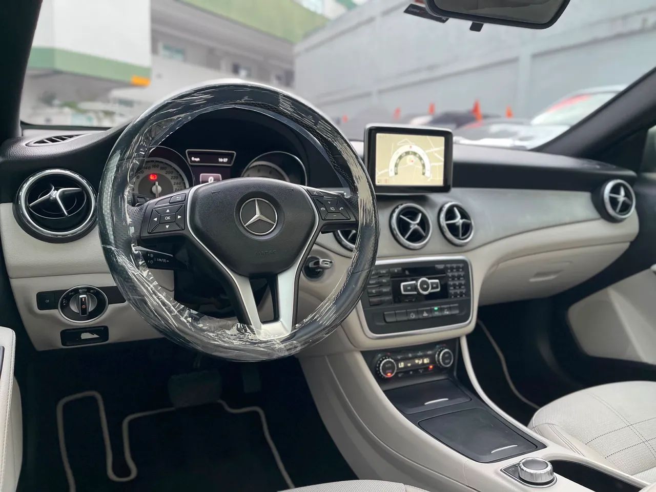 Mercedes-Benz GLA 200 Adv. 1.6/1.6 TB 16V Flex Aut. 2015 - Foto 10