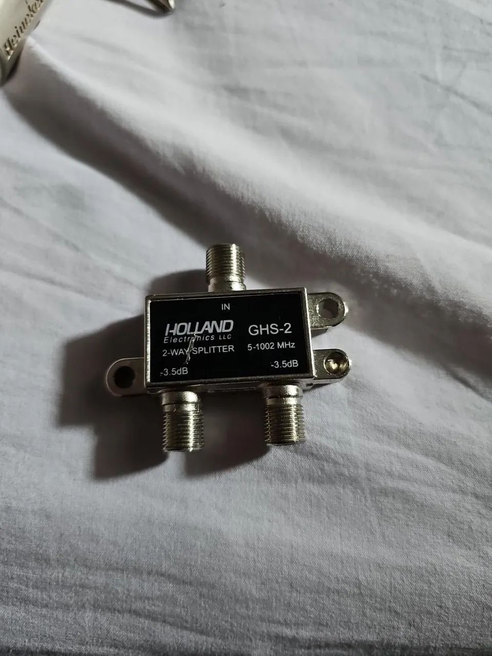 Conector Splitter/Divisor de Sinal Holland Electronics GHS-2, original. - Foto 2