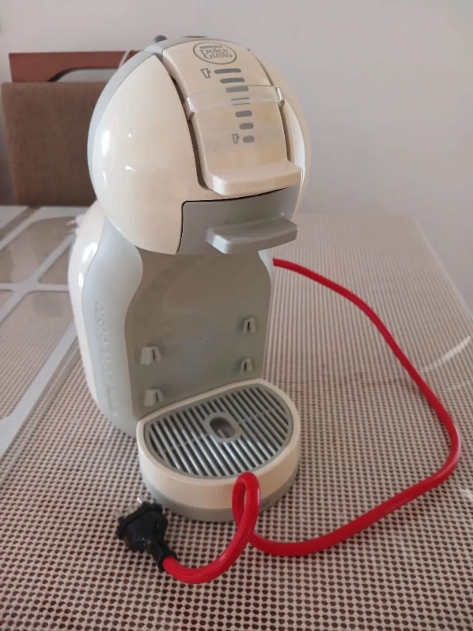Máquina de Café Dolce Gusto Arno - Prática e Elegante - Foto 4