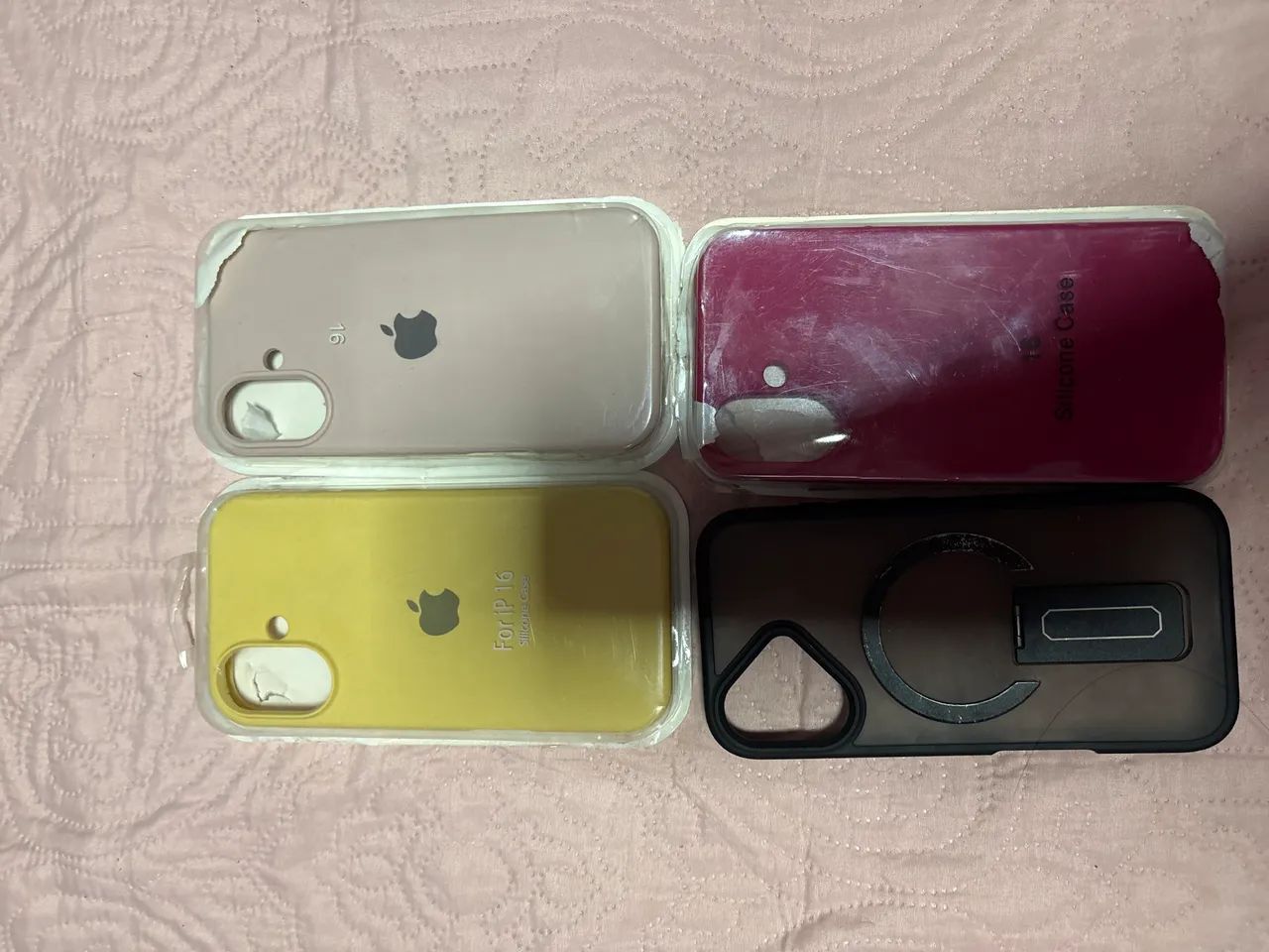 4 Capinhas iPhone 16 