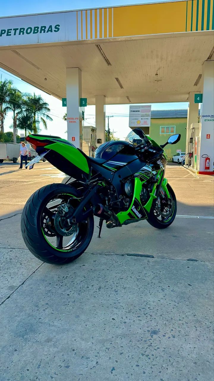 Kawasaki Zx-10/ Zx-10r 1000cc 2017 - 1517882574 | OLX