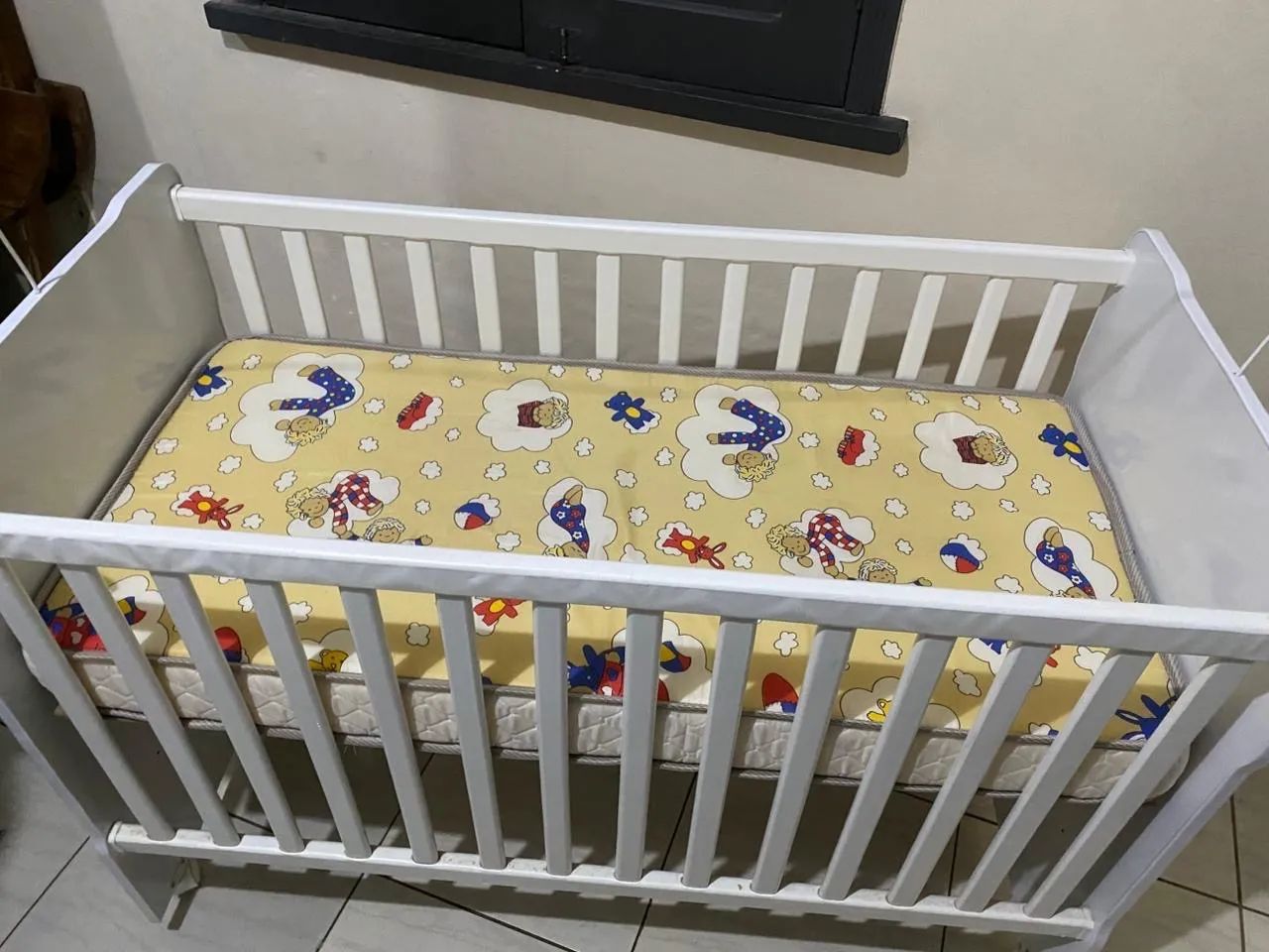 Berço de bebê em otimo estado