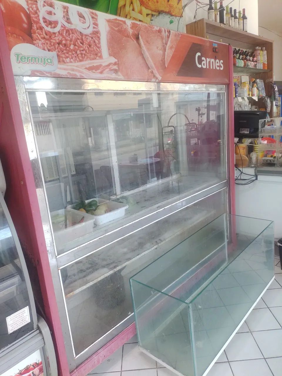 Expositor de carne, serra e moedor  - Foto 2