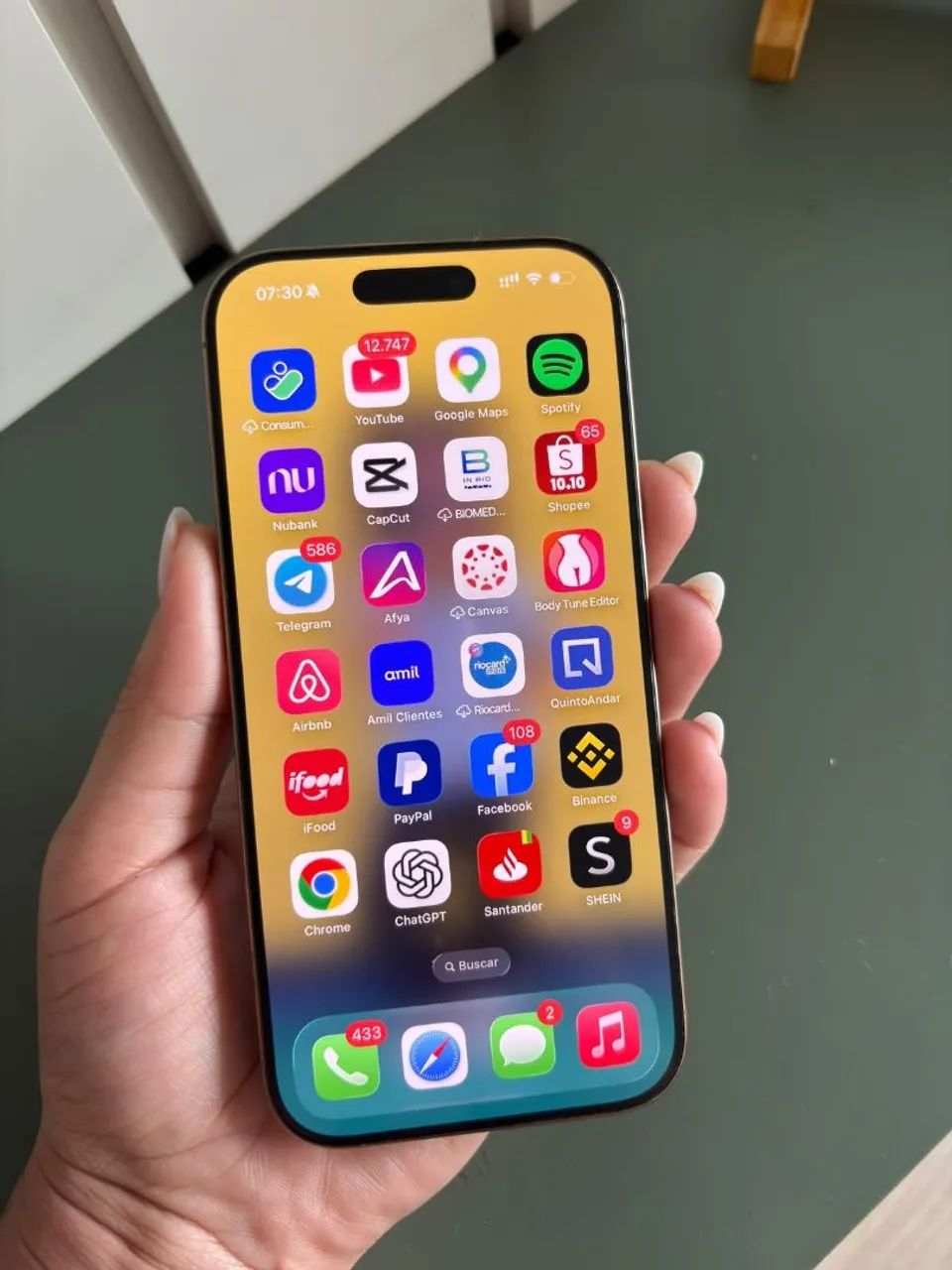 IPhone 16 Pro - Foto 2
