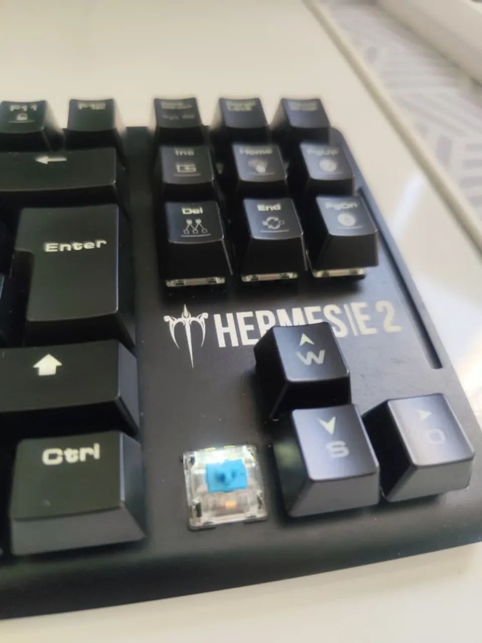 Teclado mêcanico gamer Hermes E2  - Foto 2