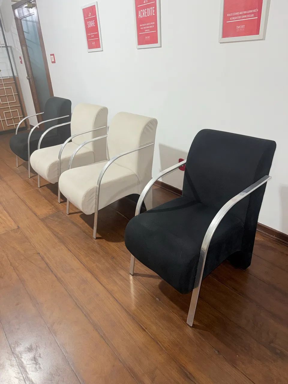 Cadeiras para Escritório / Recepção 