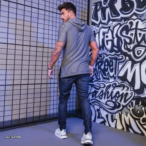 Calça jeans escuro masculina slim com puídos - Foto 3
