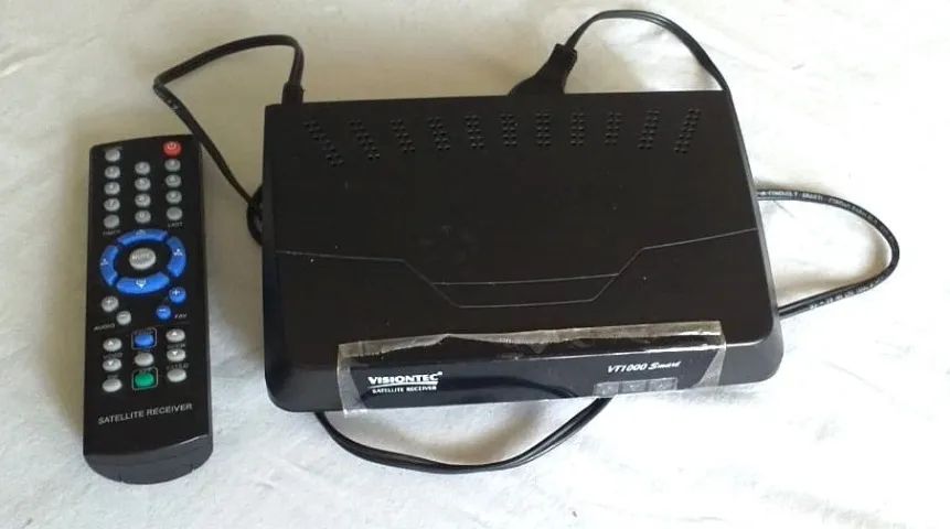 Receiver (receptor) de sinal de satélite Visiontec VT 1000 smart com controle remoto.Novo. - Foto 2