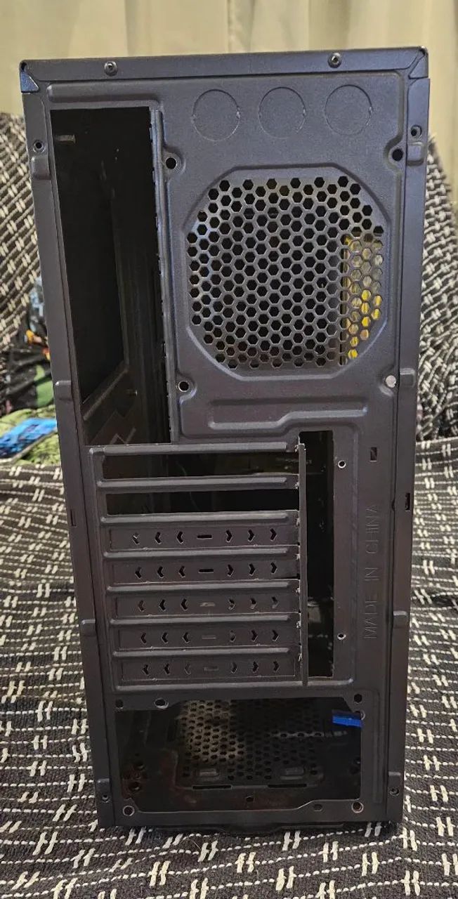 Gabinete Mid Tower PCYes Java  - Foto 4