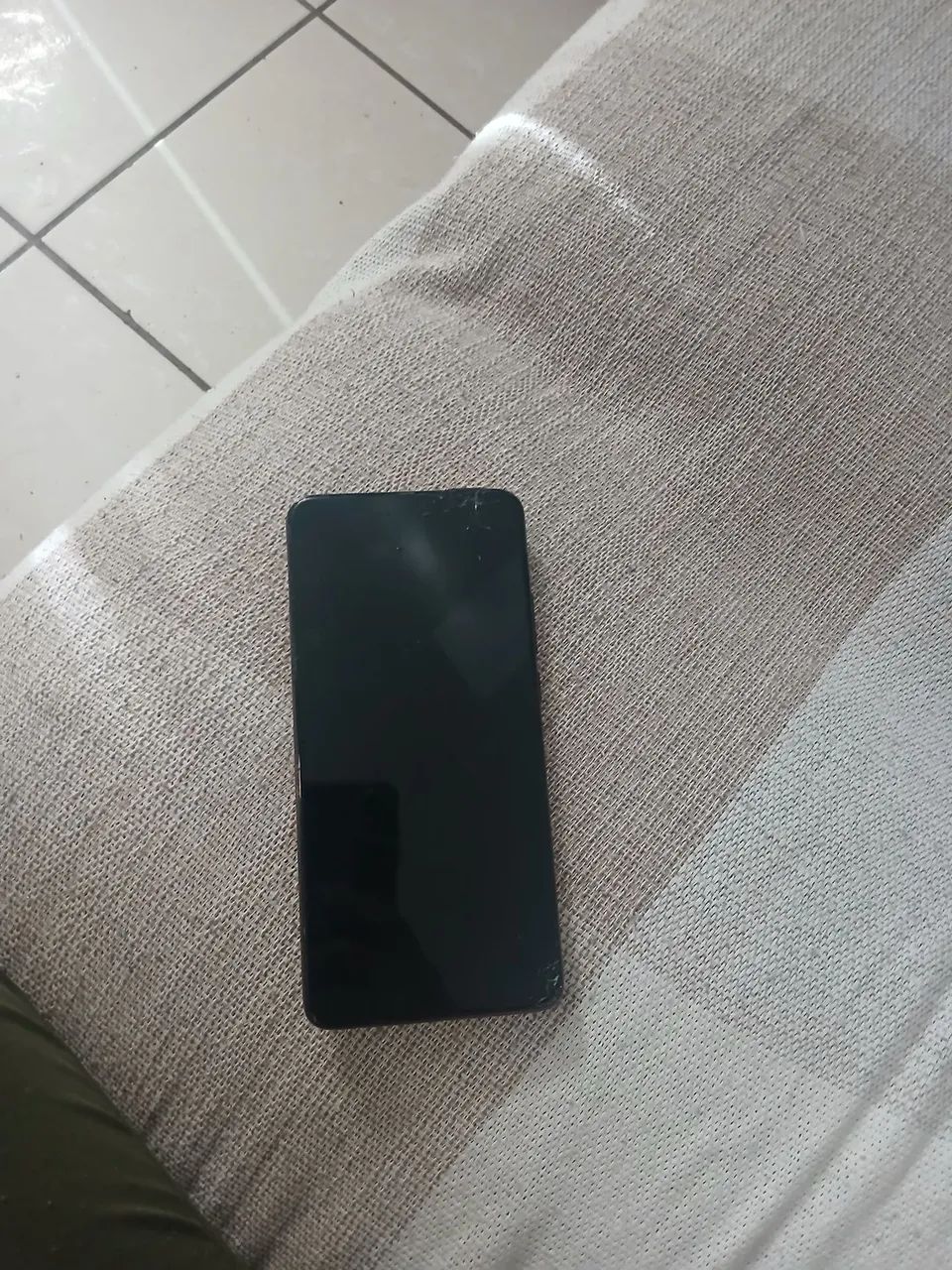 Celular para retirada de peça - Foto 2