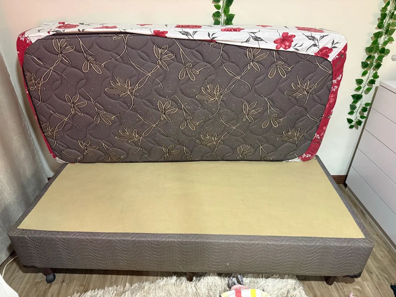 CAMA BOX SOLTEIRO MOLAS ENSACADAS COM BASE HOTELIER - Foto 4