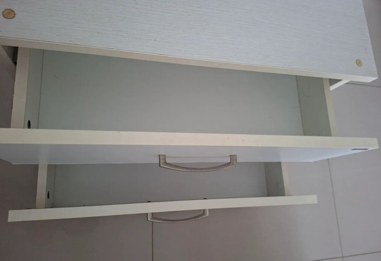 Mesinha/Armário de banheiro - Foto 4