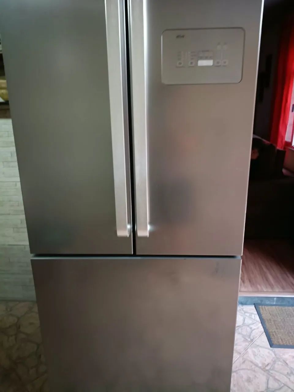 Geladeira Brastemp o (side by side 550L) OBS: com defeito no compressor e com vazamento gs - Foto 3