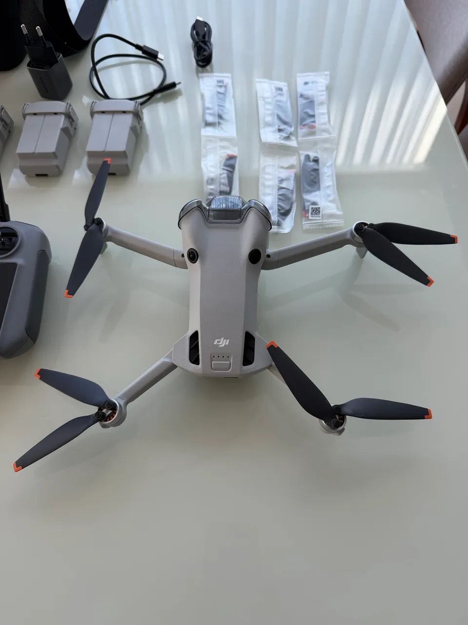 Dji Mini 4 Pro Fly combo plus  - Foto 3