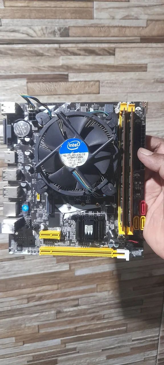 Placa-mãe G B75  DDR3 LGA 1155 