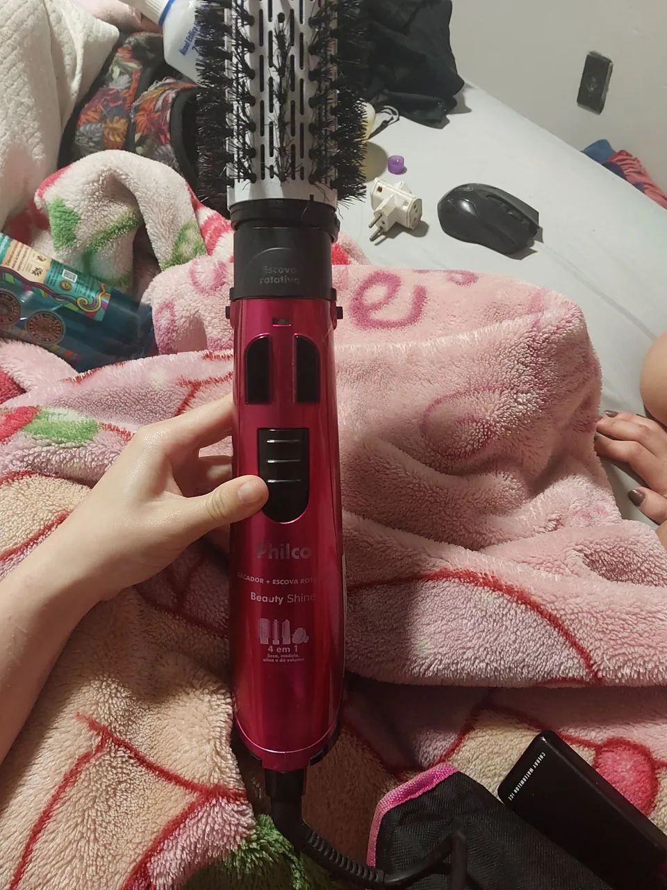 Escova de cabelo elétrica  - Foto 4